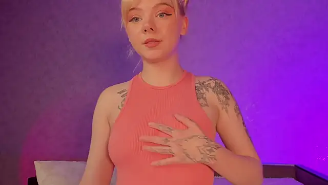 Snapshot of milla_remmy chatting on September 9, 8:08 pm milla remmy online show from September 9, 8:08 pm