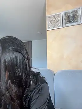 Snapshot of mariana_lopez1 chatting on December 17, 8:59 pm mariana lopez1 online show from December 17, 8:59 pm