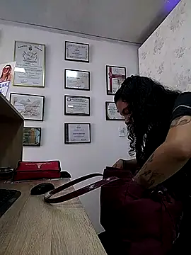 Snapshot of rebekka_simpson chatting on March 1, 3:05 pm rebekka simpson online show from March 1, 3:05 pm