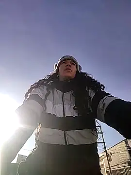 rebekka simpson online show from November 7, 12:05 pm