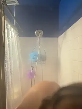 allissonw13 online show from November 20, 7:52 am