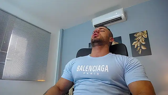 JeremyLowe online show from December 13, 1:22 pm