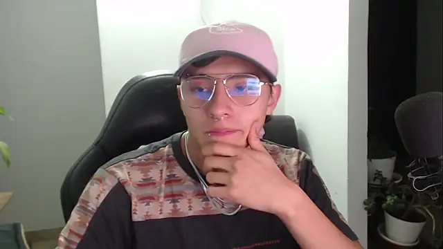 Snapshot of jay_dimarco2 chatting on January 5, 11:08 pm jay dimarco2 online show from January 5, 11:08 pm