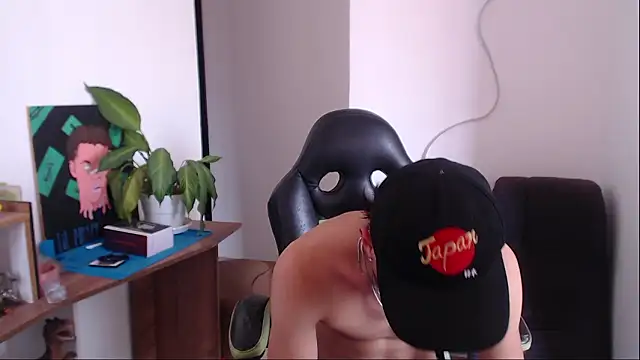 Snapshot of jay_dimarco2 chatting on February 2, 7:23 pm jay dimarco2 online show from February 2, 7:23 pm