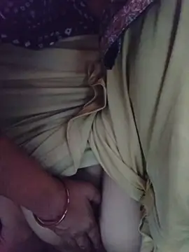 Snapshot of Hot-rubina chatting on April 23, 2:02 am Hot-rubina online show from April 23, 2:02 am