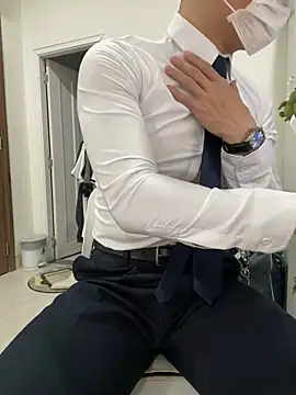 harrylouis1357 online show from December 22, 10:17 am