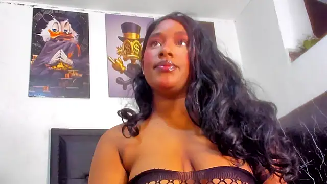 Snapshot of kriixtybrown chatting on October 17, 8:00 pm kriixtybrown online show from October 17, 8:00 pm