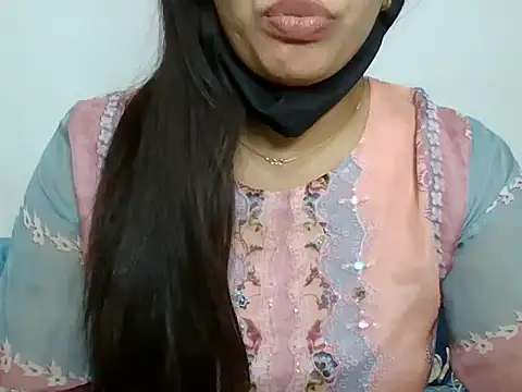 Snapshot of sparkling_queen chatting on December 11, 4:20 pm sparkling queen online show from December 11, 4:20 pm