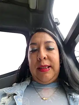 Snapshot of Bella_keny chatting on June 30, 4:52 pm Bella keny online show from June 30, 4:52 pm