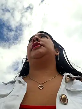 Snapshot of Bella_keny chatting on July 10, 6:54 pm Bella keny online show from July 10, 6:54 pm
