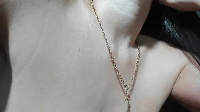 SexxyMeriem online show from March 8, 11:07 pm