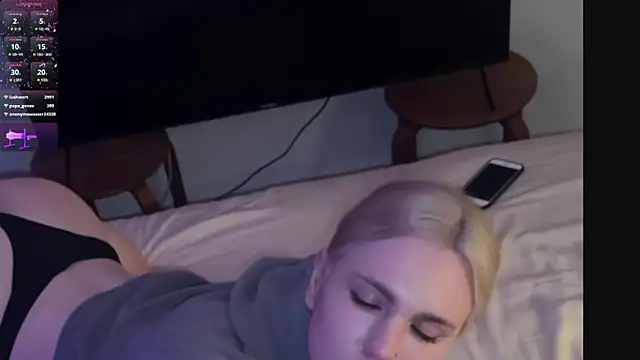 DanielPaige  online show from March 1, 7:15 pm