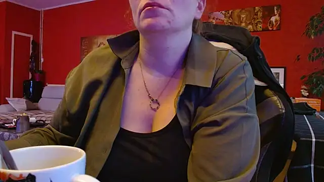 cruellaculdenfer67 online show from November 18, 7:57 am