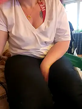 cruellaculdenfer67 online show from January 13, 8:52 am