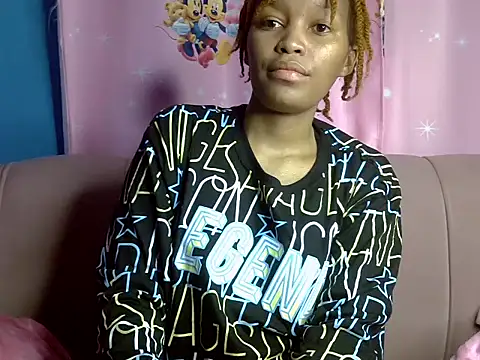 Snapshot of Seexy_nita chatting on June 9, 11:38 pm Seexy nita online show from June 9, 11:38 pm