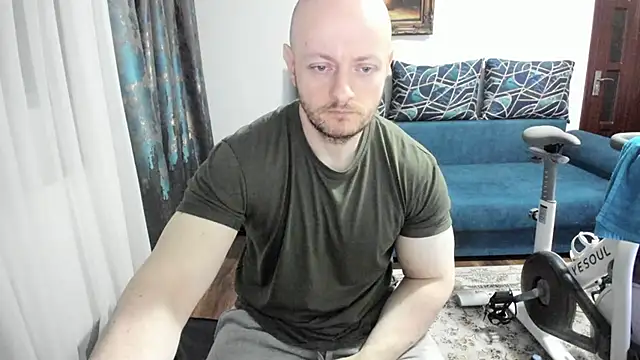 xxxWildxThoughtsxxx online show from February 14, 12:09 am