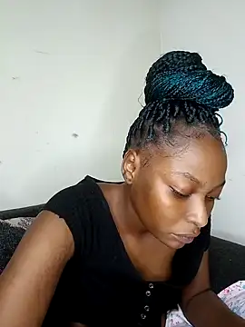 Snapshot of Midnight_Clique_ chatting on January 9, 12:57 am Midnight Clique online show from January 9, 12:57 am