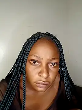 Snapshot of Midnight_Clique_ chatting on January 14, 11:20 am Midnight Clique online show from January 14, 11:20 am