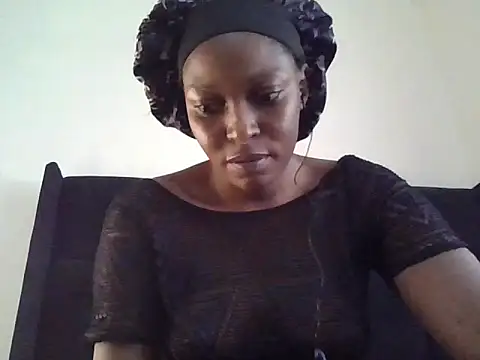 Snapshot of Midnight_Clique_ chatting on October 10, 11:31 am Midnight Clique online show from October 10, 11:31 am