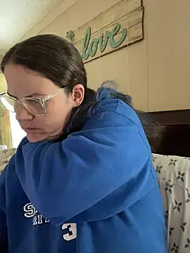 velvetta  online show from November 18, 5:17 pm