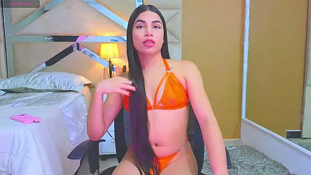 Tiphani walker  online show from December 29, 9:20 pm