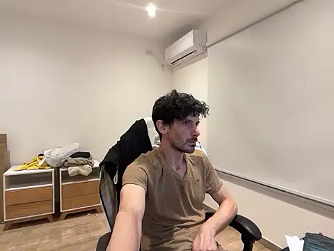 Snapshot of nicolaaaaas chatting on October 25, 3:47 am nicolaaaaas online show from October 25, 3:47 am