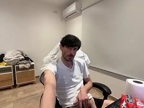 Snapshot of nicolaaaaas chatting on October 26, 1:44 am nicolaaaaas online show from October 26, 1:44 am