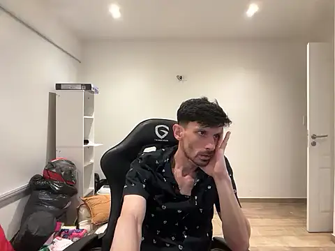 Snapshot of nicolaaaaas chatting on November 25, 11:49 pm nicolaaaaas online show from November 25, 11:49 pm