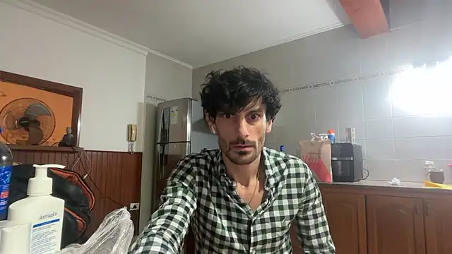 nicolaaaaas online show from March 12, 6:41 am