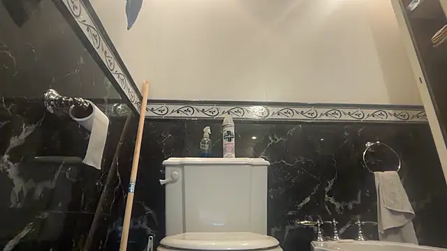 nicolaaaaas online show from March 29, 7:14 pm