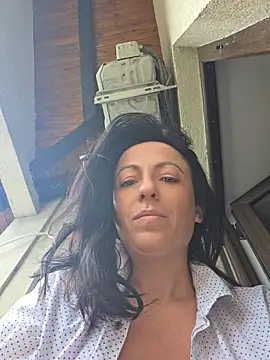 lovewildguy1 online show from May 31, 5:48 am