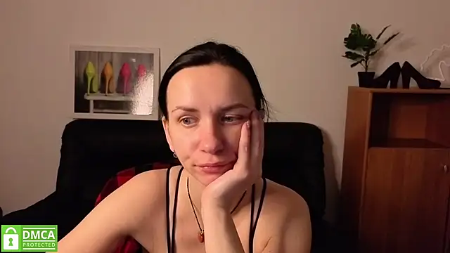 annakillianox online show from May 19, 5:25 am