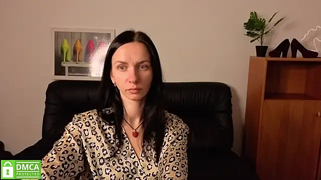 annakillianox online show from May 31, 11:28 am