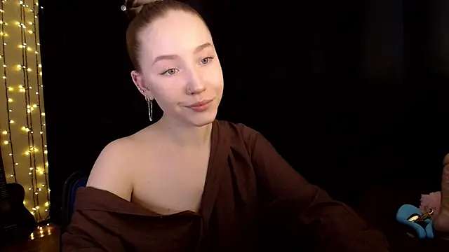 Snapshot of SindiWatsoon chatting on February 5, 1:16 pm SindiWatsoon online show from February 5, 1:16 pm