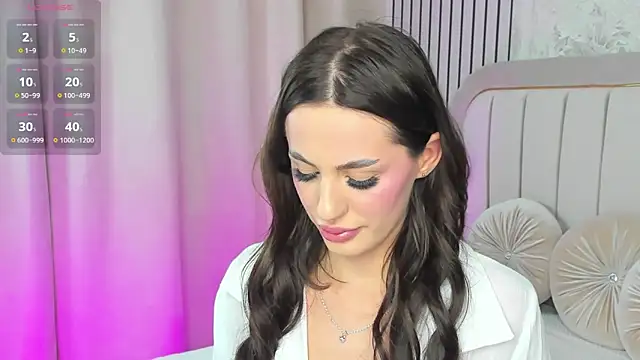 Jelisse Jones online show from January 17, 3:43 pm