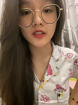 Krixxi22 online show from December 7, 2:35 pm