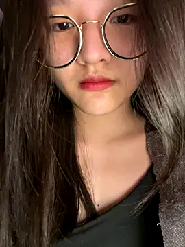 Krixxi22 online show from October 10, 4:28 pm