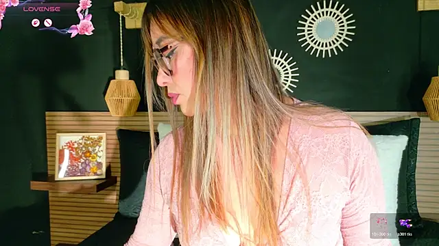 AnnaVictoria   online show from April 17, 10:24 pm