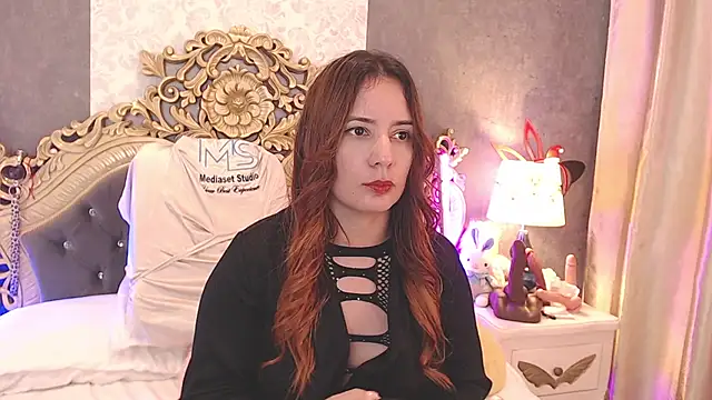 Snapshot of Giselle_Noah chatting on February 4, 7:31 pm Giselle Noah online show from February 4, 7:31 pm