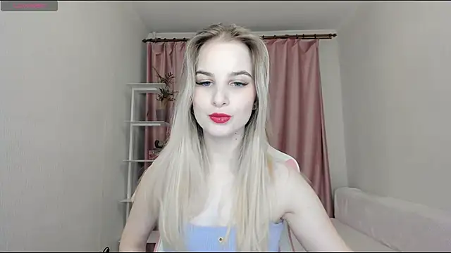 MiraSpaceGirl online show from December 14, 7:25 pm