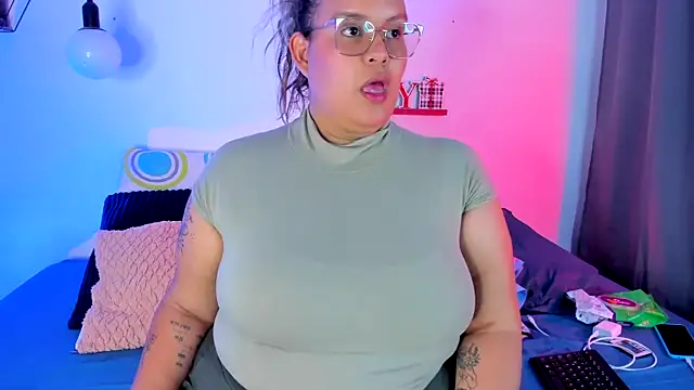 monicabbw  online show from January 23, 9:29 pm