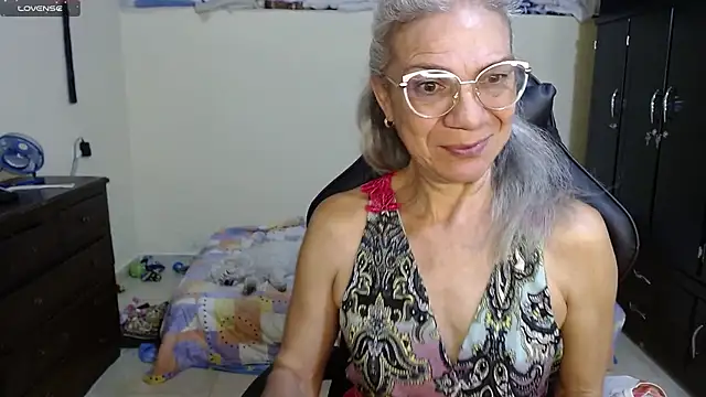 Snapshot of Giorgia_xue53 chatting on February 1, 4:14 am Giorgia xue53 online show from February 1, 4:14 am