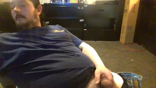 daddysmalldick502 online show from March 6, 5:31 pm