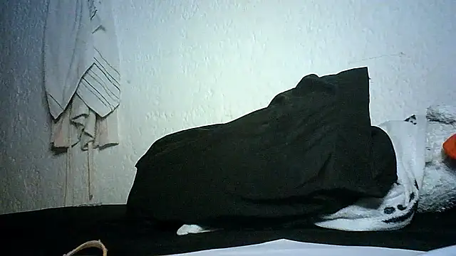 Snapshot of Bellabeltrann chatting on November 28, 11:51 pm Bellabeltrann online show from November 28, 11:51 pm