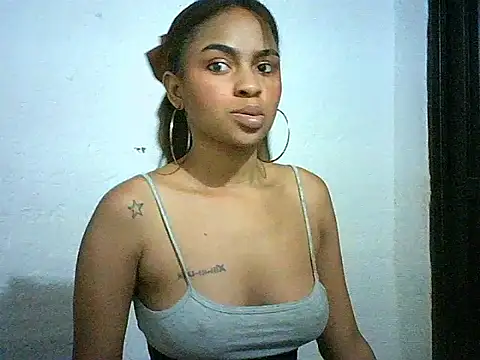 Snapshot of Bellabeltrann chatting on January 8, 11:56 am Bellabeltrann online show from January 8, 11:56 am