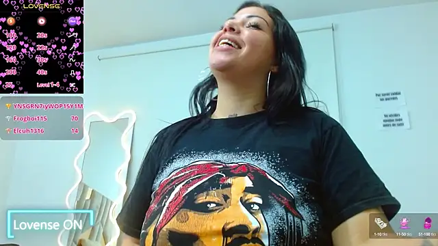 Snapshot of martinna_tay chatting on March 1, 9:18 am martinna tay online show from March 1, 9:18 am