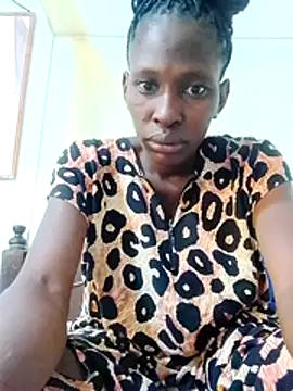 LOVELY-2BERRY online show from February 13, 5:03 am