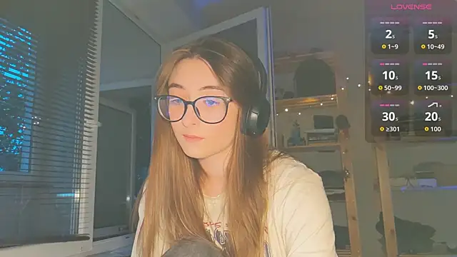 monlight  dana online show from September 14, 5:01 pm