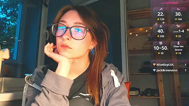 monlight  dana online show from June 14, 7:38 pm