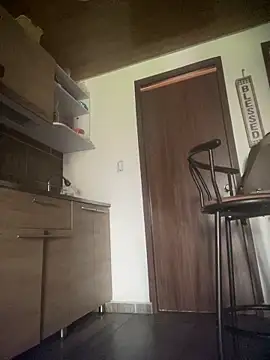 Berry Bans online show from January 7, 9:17 pm